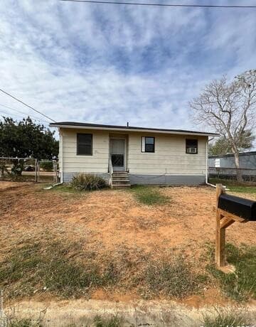 2-bedroom rental at 302 Sheep Hill in Dilley, TX — photo 1
