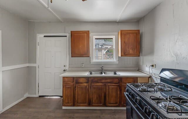 rental at 2311 El Paso St in San Antonio, TX — photo 5