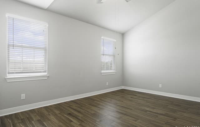 2-bedroom rental at 3067 View Ridge Dr Unit 3 in Spring Branch, TX — photo 5