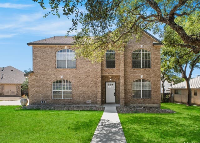 3-bedroom rental at 7318 Clear Rock Drive in San Antonio, TX — photo 1