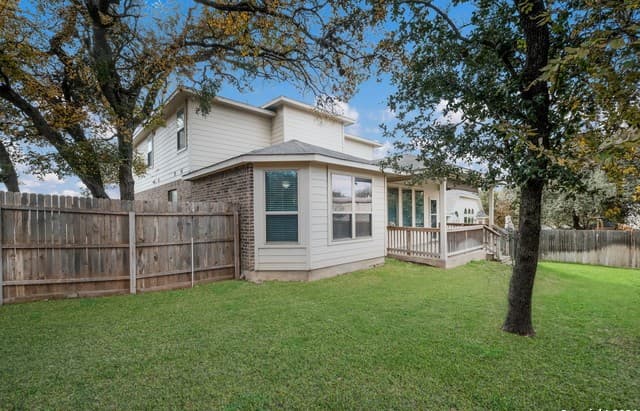 4-bedroom rental at 7530 Cove Way in San Antonio, TX — photo 1