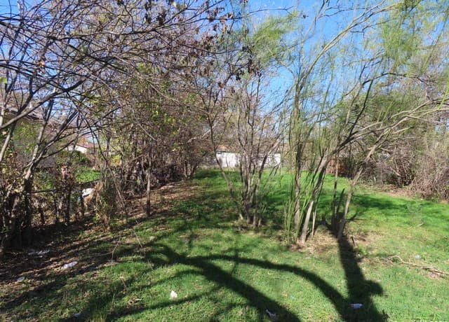 rental at 4015 W Salinas in San Antonio, TX — photo 1