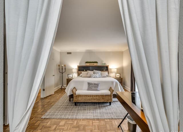 3-bedroom rental at 7711 Callaghan Road Unit 702 in San Antonio, TX — photo 2