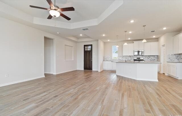 3-bedroom rental at 20987 Pleasanton Rd in San Antonio, TX — photo 4