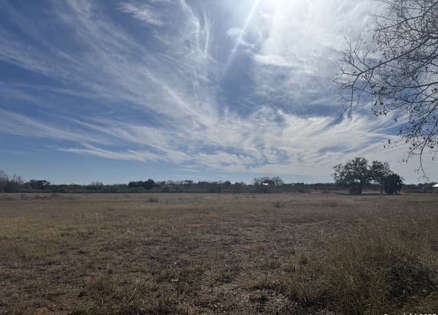 rental at 00 Wisdom Rd Lot 17 in Atascosa, TX — photo 1