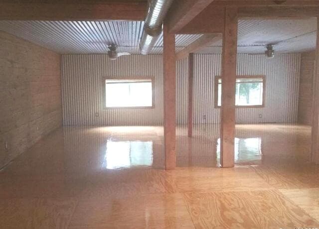 2-bedroom rental at 6051 Babcock Rd in San Antonio, TX — photo 3