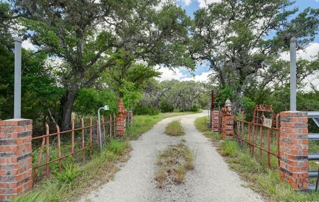 rental at 145 Flat Rock Dr in Boerne, TX — photo 1