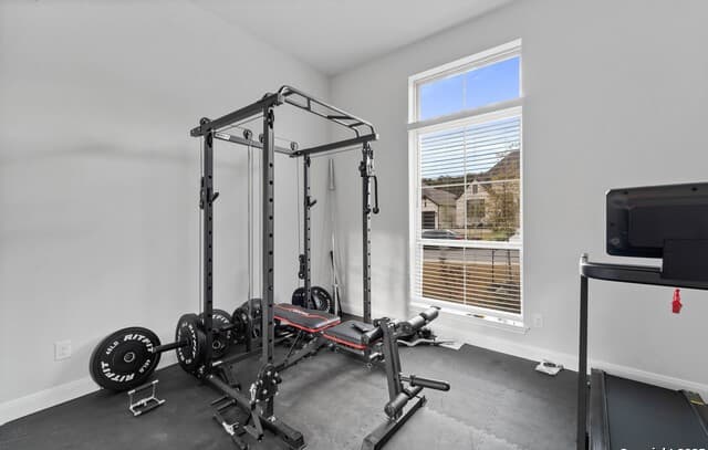 4-bedroom rental at 24138 Sidehill Lie in San Antonio, TX — photo 4