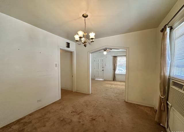 3-bedroom rental at 227 Cavalier Ave in San Antonio, TX — photo 3