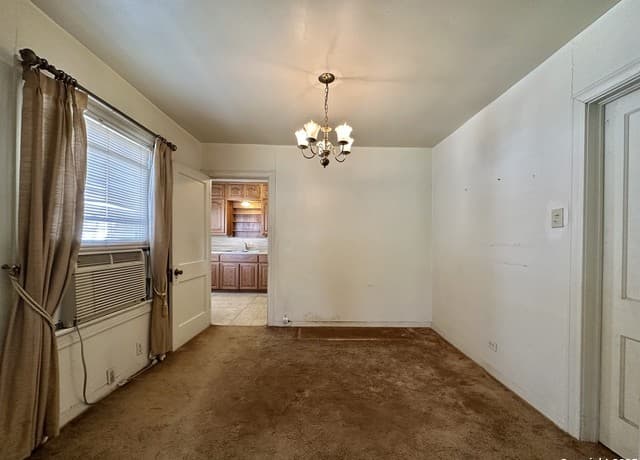 3-bedroom rental at 227 Cavalier Ave in San Antonio, TX — photo 4