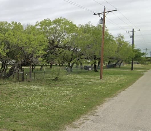 rental at LOT 10 Tabberer in Poteet, TX — photo 1