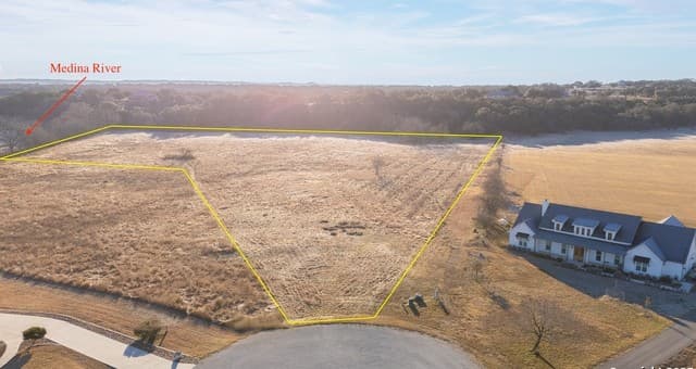 Home for sale at LOT 756 Lucky Ridge in Bandera, TX — photo 4