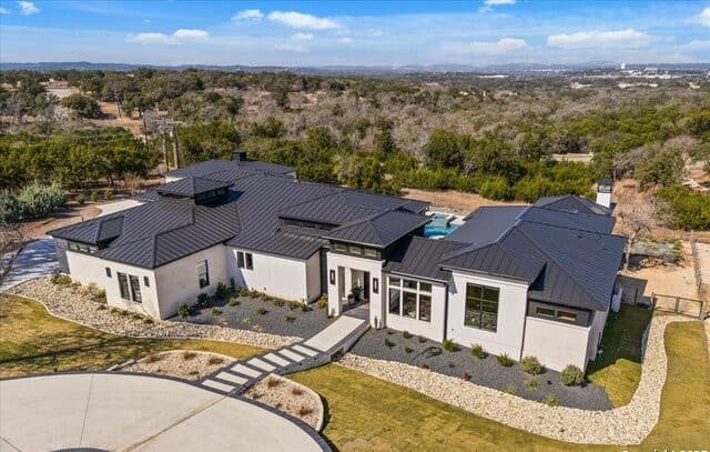 5-bedroom rental at 122 Peach Springs in Boerne, TX — photo 2