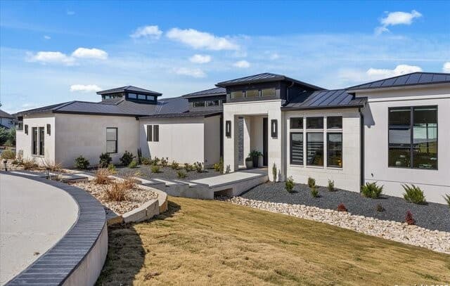 5-bedroom rental at 122 Peach Springs in Boerne, TX — photo 4