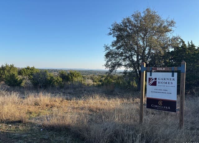 rental at 4 Meridian in Boerne, TX — photo 1