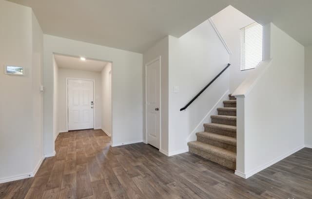 4-bedroom rental at 8227 Atlas Rise in San Antonio, TX — photo 3