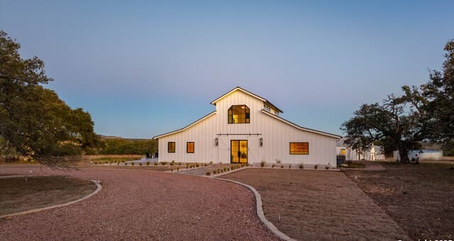 Home for sale at 5999 Ranch Road 165 in Blanco, TX — photo 4