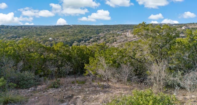 rental at LOT 7, Pr 2773 in Mico, TX — photo 4