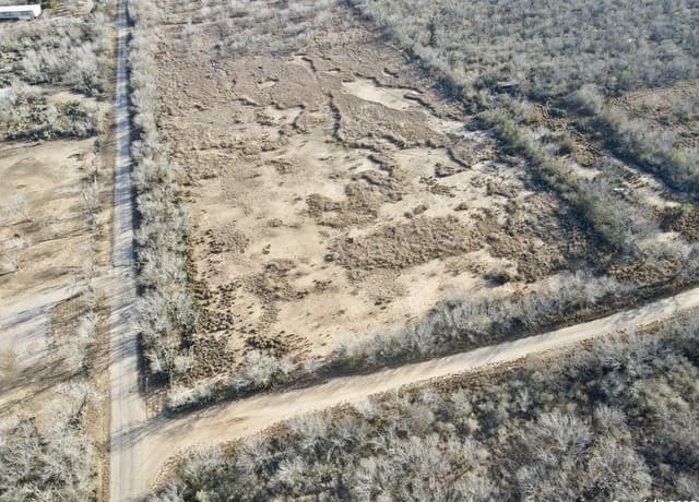 Home for sale at #4017 Avenue M in Christine, TX — photo 2