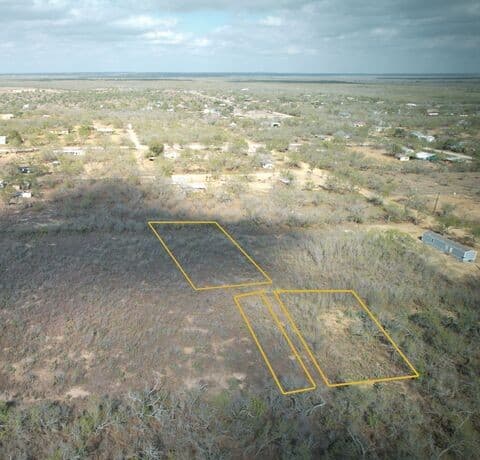 Home for sale at #4425 Avenue M in Christine, TX — photo 1