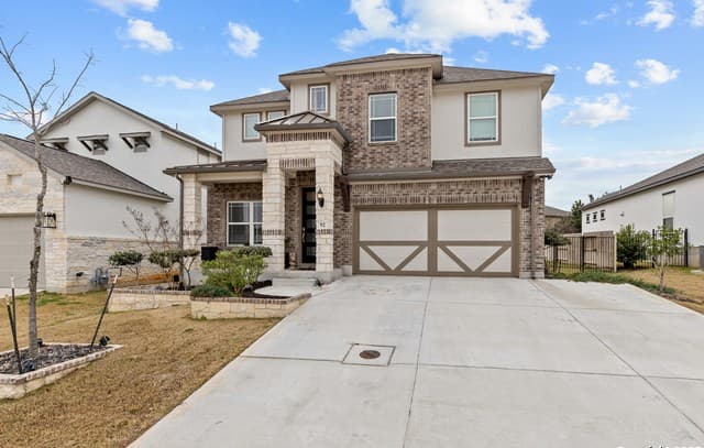 4-bedroom rental at 92 Telford Way in Boerne, TX — photo 2