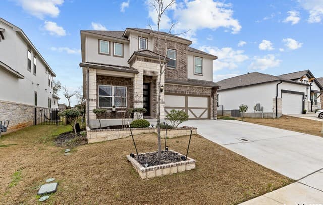 4-bedroom rental at 92 Telford Way in Boerne, TX — photo 3