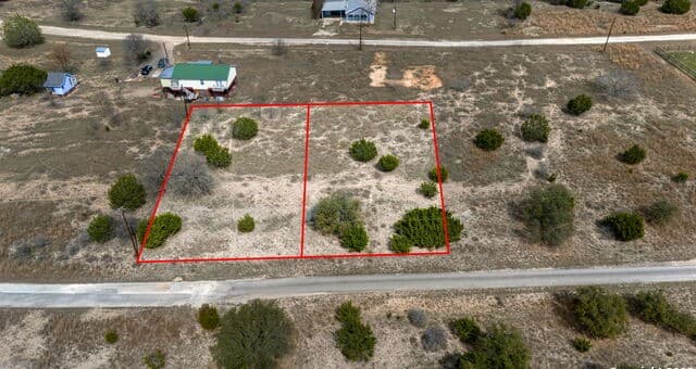 rental at 24 Quail Run in Bandera, TX — photo 1