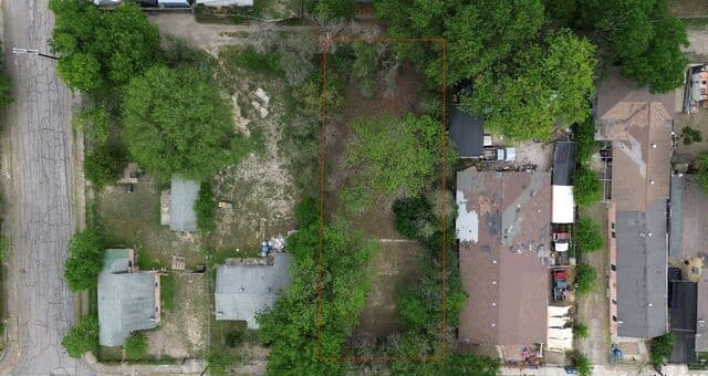 rental at 202 Eskimo in San Antonio, TX — photo 3