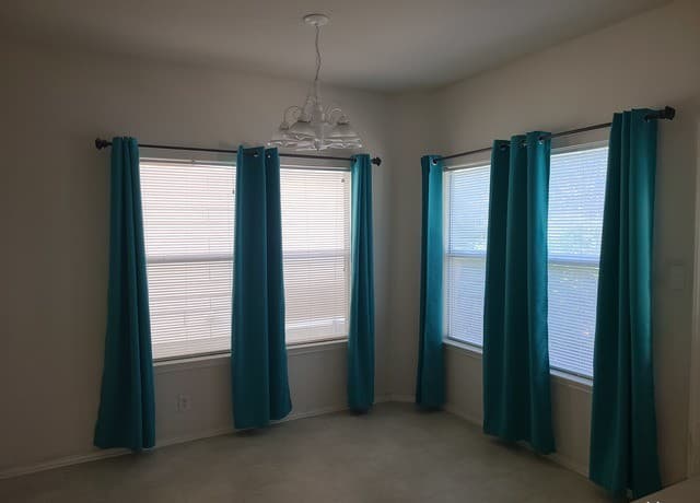 3-bedroom rental at 7207 Painter Way in San Antonio, TX — photo 5