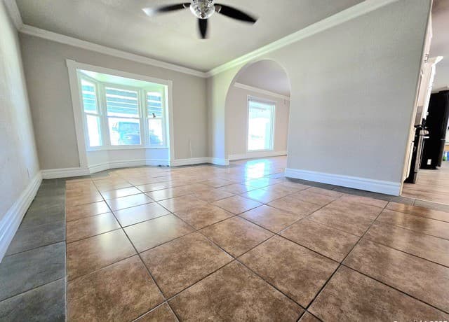 3-bedroom rental at 5894 Castle Run in San Antonio, TX — photo 5