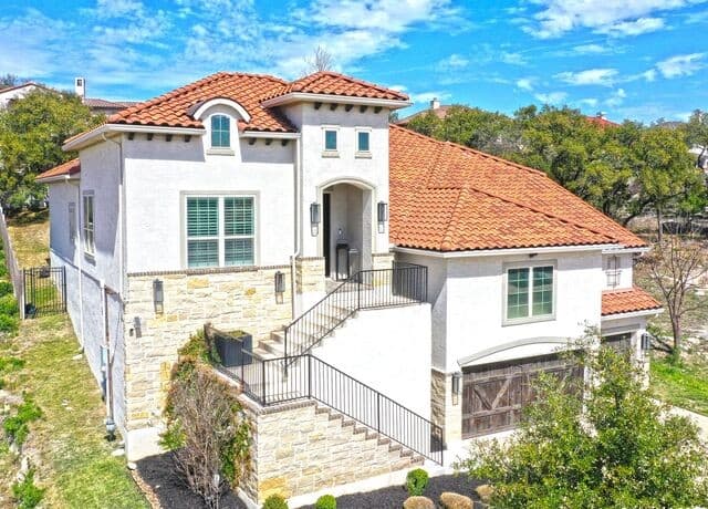 4-bedroom rental at 8439 Sierra Hermosa in San Antonio, TX — photo 1