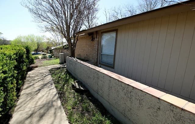 3-bedroom rental at 13523 Brinwood in Universal City, TX — photo 3