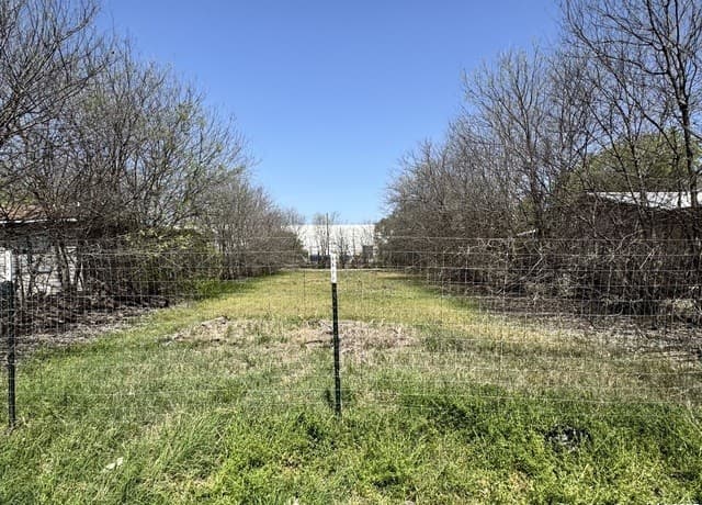 rental at 268 Remount in San Antonio, TX — photo 3