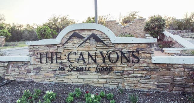 rental at 23707 High Garden in San Antonio, TX — photo 2