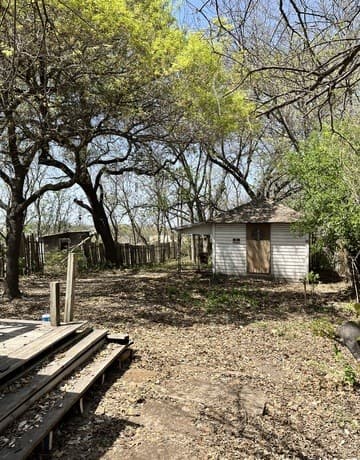 1-bedroom rental at 511 Dowdy in San Antonio, TX — photo 5