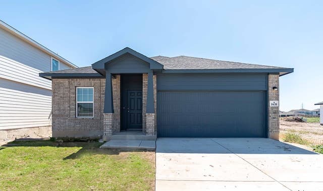 4-bedroom rental at 8438 Eyas Meadows in San Antonio, TX — photo 1