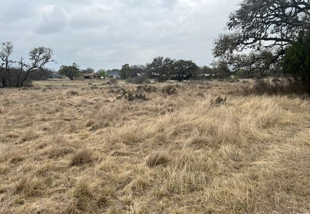 Home for sale at 0000 Airport in Bandera, TX — photo 2