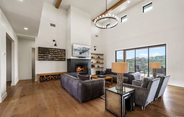 5-bedroom rental at 384 Blue Diamond in Boerne, TX — photo 5