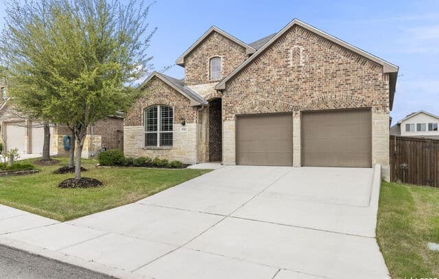4-bedroom rental at 9753 Monken in Boerne, TX — photo 2