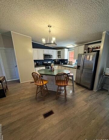Home for sale at 606 N Main St in Cotulla, TX — photo 5