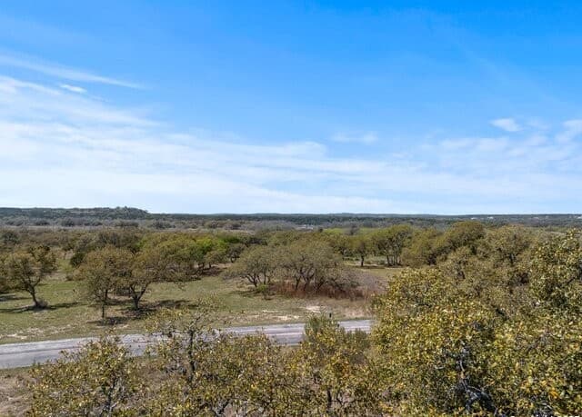 rental at 336 River Cliff in Spring Branch, TX — photo 1