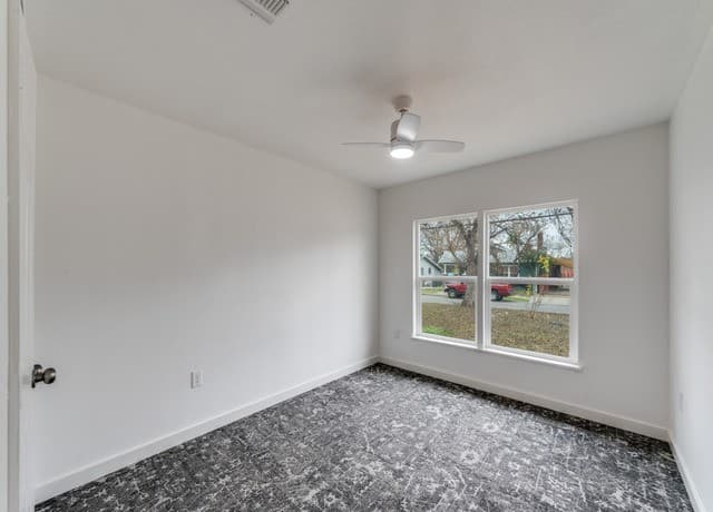 2-bedroom rental at 502 Rotary in San Antonio, TX — photo 4