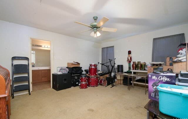 4-bedroom rental at 7446 Perseus Sound in San Antonio, TX — photo 5