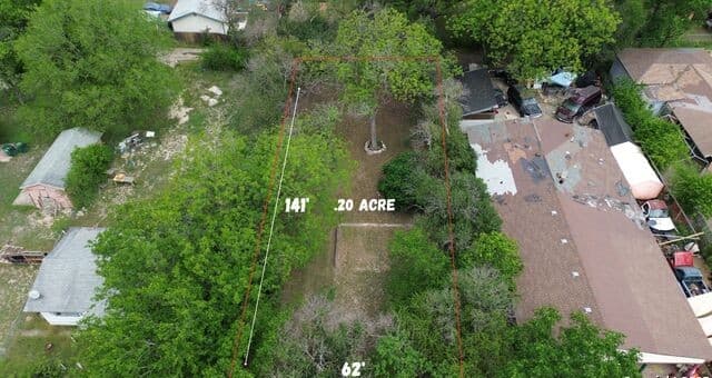 rental at 833 Gladstone in San Antonio, TX — photo 4