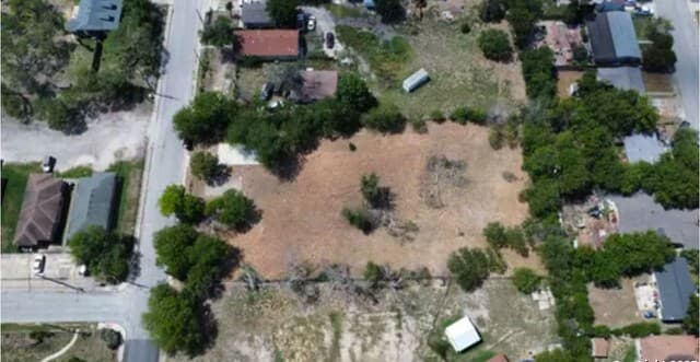 rental at 249 34th in San Antonio, TX — photo 2