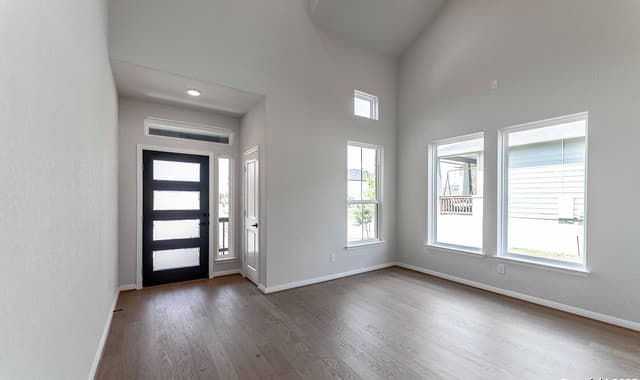 4-bedroom rental at 5798 Reagan Ridge in Schertz, TX — photo 2