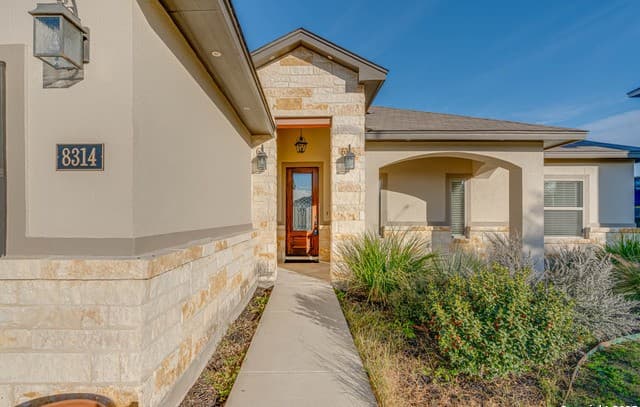 3-bedroom rental at 8314 Marek in San Antonio, TX — photo 1