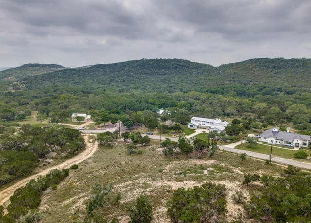 rental at LOT 20 Canyon Forest in Helotes, TX — photo 5