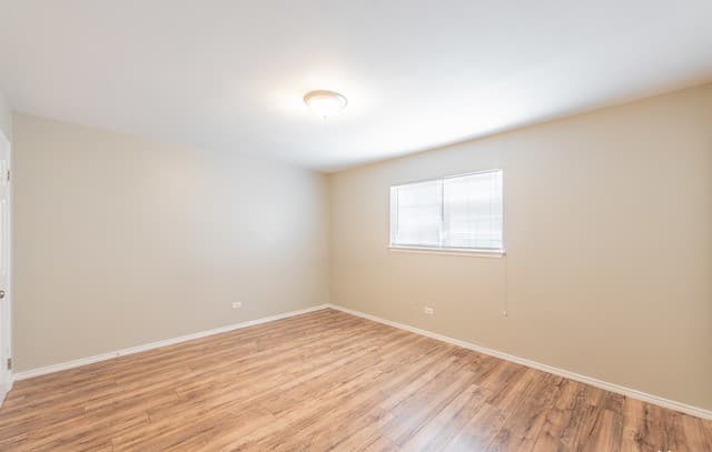 2-bedroom rental at 615 Vance Jackson Rd Unit 101 in San Antonio, TX — photo 3