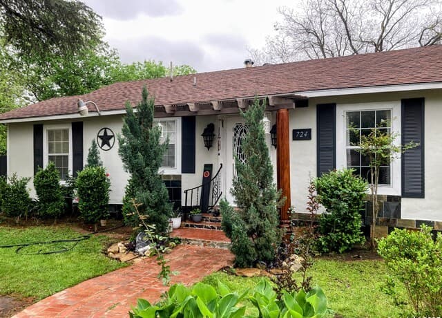 3-bedroom rental at 724 Holmgreen in San Antonio, TX — photo 3